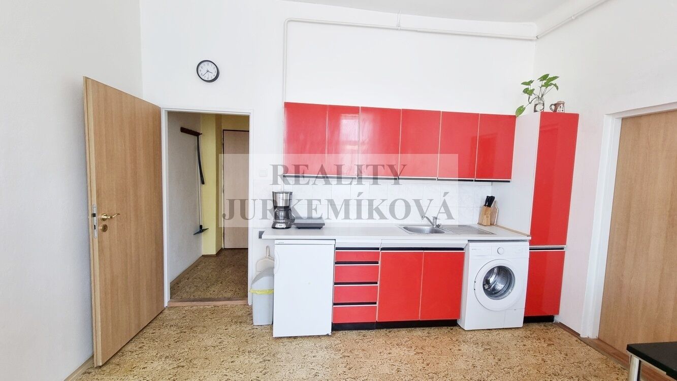 Pronájem bytu 1+1, kompletně zařízený, Rudolfovská tř., České Budějovice