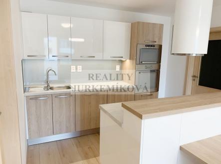 Pronájem bytu, 2+kk, 59 m²