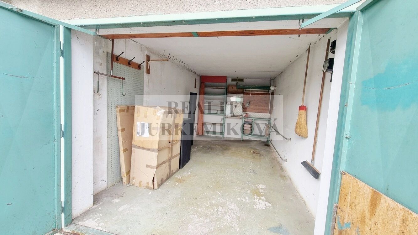 Pronájem garáže, ulice Papírenská, České Budějovice