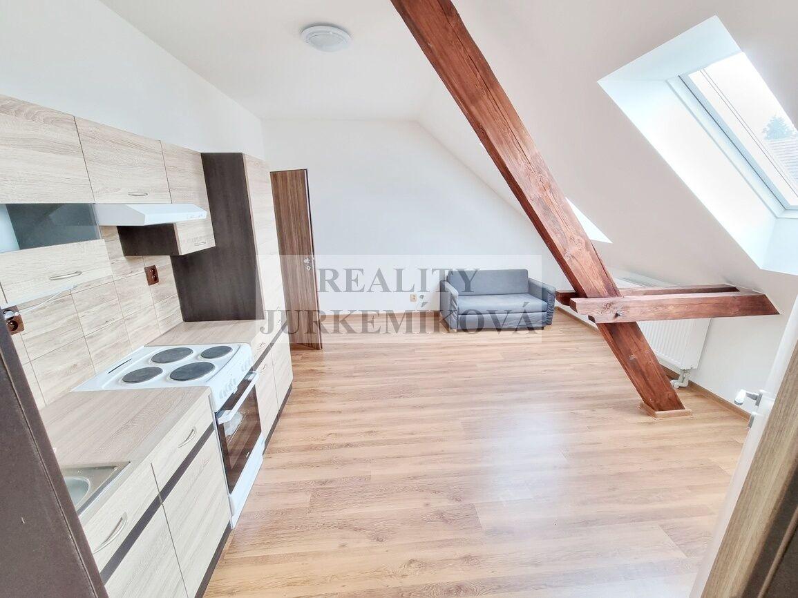 Pronájem bytu 2+KK, Sudoměřice u Bechyně