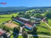 Prodej - zemědělský objekt, 11 369 m²