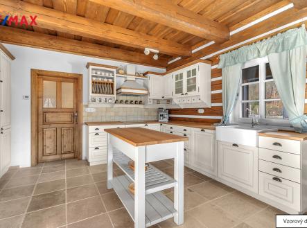 2-1.jpg | Prodej - dům/vila, 166 m²