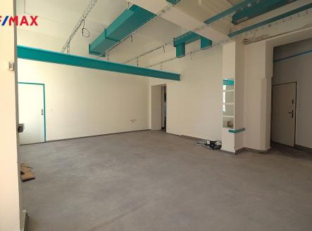 p2241585.jpg | Pronájem - obchodní prostor, 105 m²