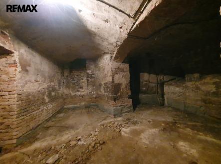 20240321-104413.jpg | Pronájem - obchodní prostor, 145 m²