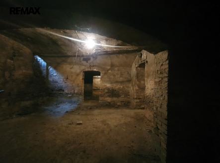 20240321-104538.jpg | Pronájem - obchodní prostor, 145 m²