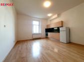 Pronájem bytu, 1+kk, 32 m²
