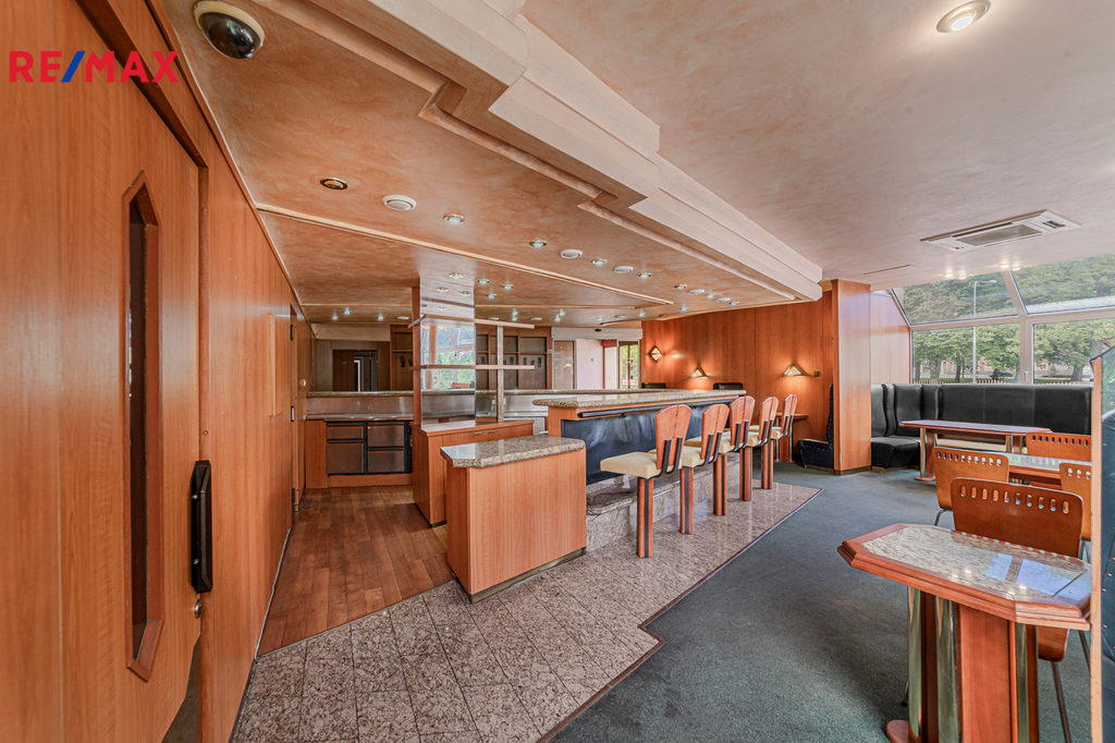 dsc1838-hdr.jpg