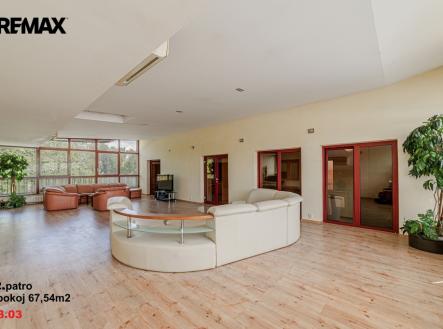 dsc1728-hdr-1.jpg | Prodej - hotel, 595 m²
