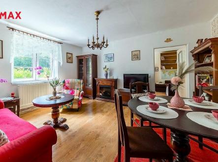 b41dcb28f8f39e8c4eb1155b40d377ca.jpeg | Prodej - dům/vila, 127 m²