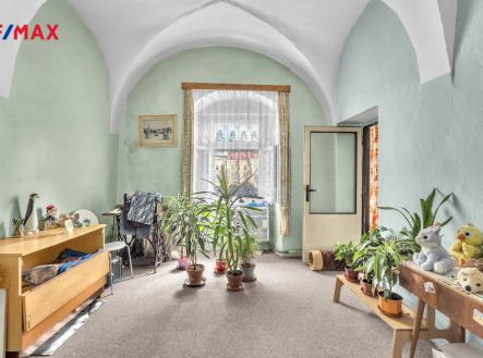 dsc04397-kopie.jpg | Prodej - nájemní dům, 420 m²