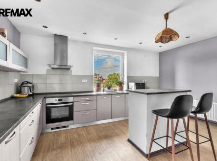 2.jpg | Prodej - dům/vila, 187 m²