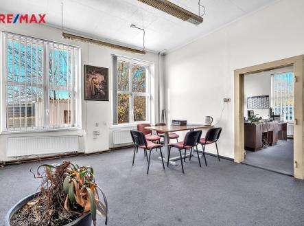 4.jpg | Pronájem - skladovací prostor, 1 380 m²