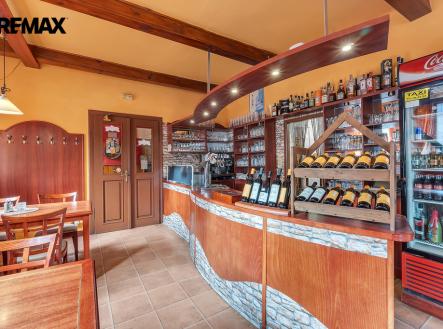 3-1.jpg | Pronájem - restaurace, 340 m²