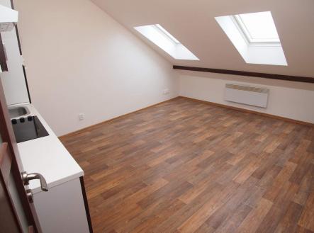 Pronájem bytu, 2+kk, 40 m²