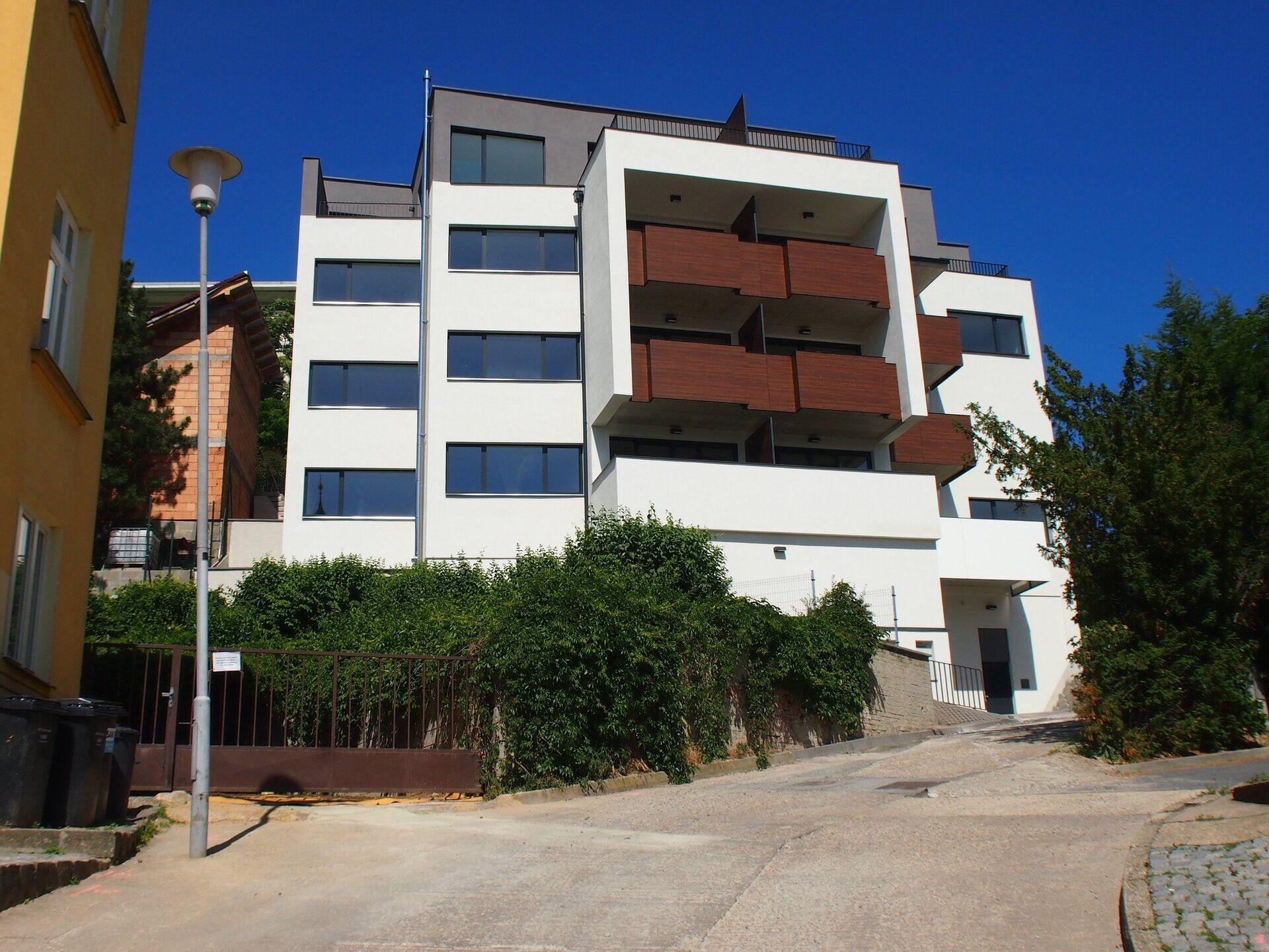 Pronájem garážového stání Nový Lískovec, ul. Zoubkova