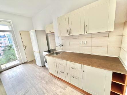 Pronájem bytu, 3+1, 85 m²