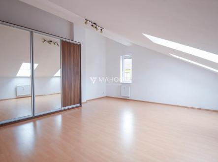 Prodej bytu, 2+kk, 70 m²