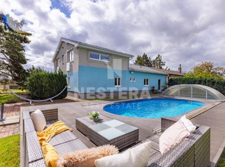 Prodej - dům/vila, 210 m² obrázek