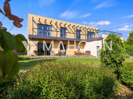 dolni-brezany-1-kopie.jpg | Prodej - dům/vila, 265 m²