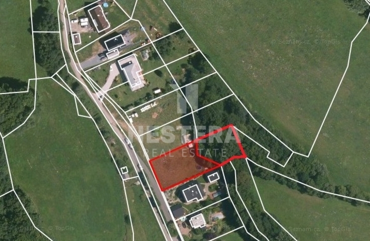pozemek-c.3.jpg