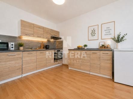 Kuchyně s doplňky | Pronájem bytu, 3+1, 69 m²