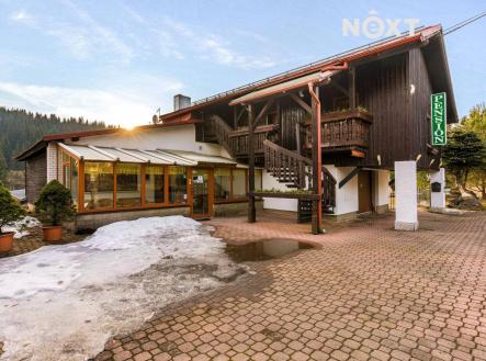 Prodej - komerční objekt, jiný, 1 439 m²