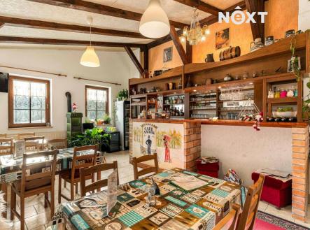 Prodej - komerční objekt, jiný, 1 439 m²