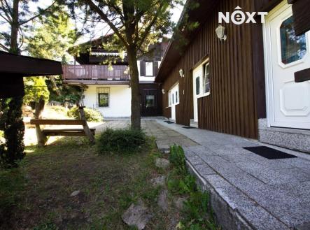 Prodej - komerční objekt, jiný, 1 439 m²