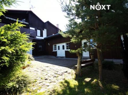 Prodej - komerční objekt, jiný, 1 439 m²