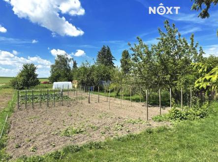 Prodej - pozemek, zahrada, 1 306 m²