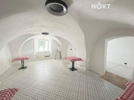 Pronájem - komerční objekt, obchodní centrum, 190 m²