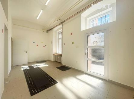 Prodej - komerční objekt, obchodní centrum, 48 m²