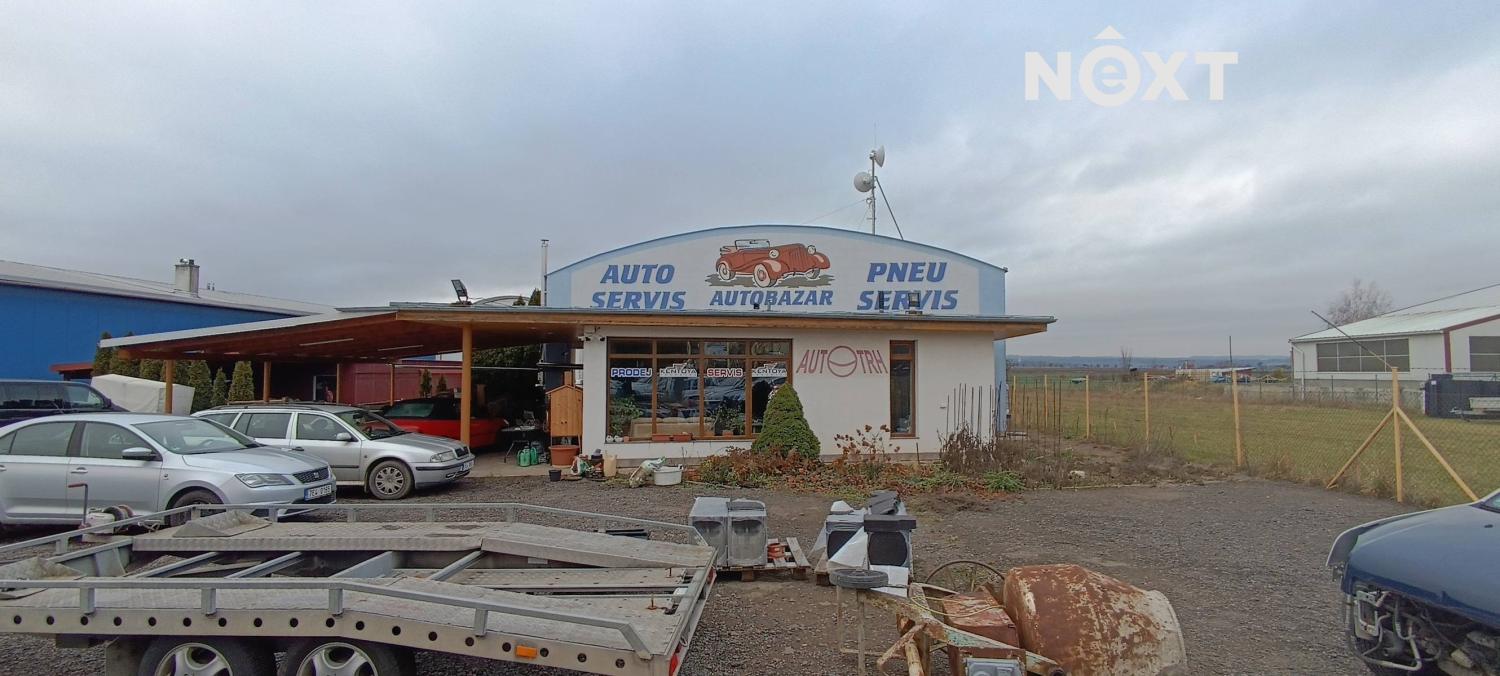 Pronájem komerční Obchodní prostory, 1 298㎡