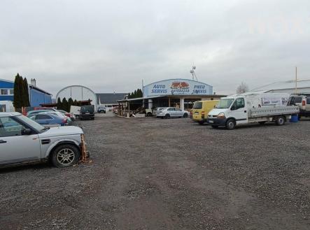 Pronájem - komerční objekt, obchodní centrum, 1 298 m²