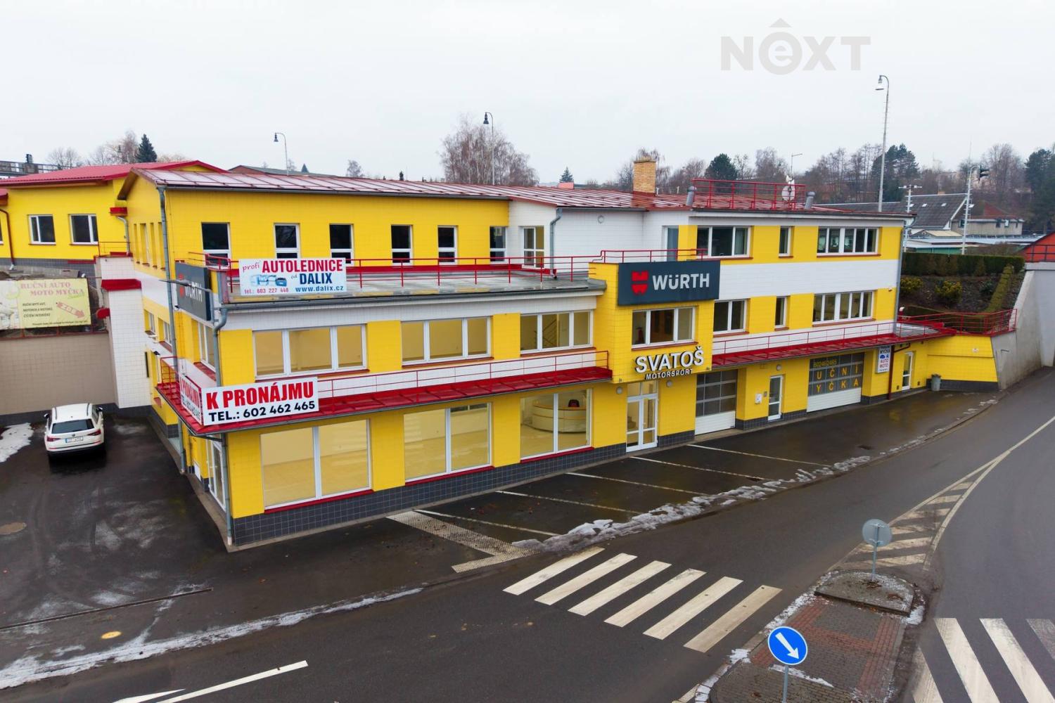 Pronájem komerční Obchodní prostory, 260㎡