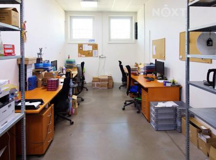 Pronájem - komerční objekt, sklad, 3 100 m²