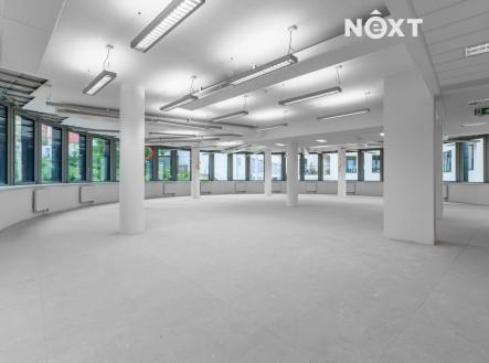 Pronájem - kanceláře, 208 m²