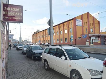 Pronájem - komerční objekt, obchodní centrum, 70 m²