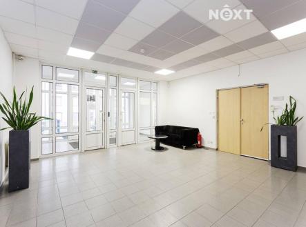 Pronájem - kanceláře, 42 m²