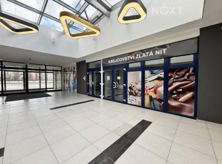 Pronájem - komerční objekt, jiný, 2 000 m²