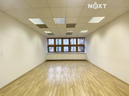 Pronájem - kanceláře, 104 m²