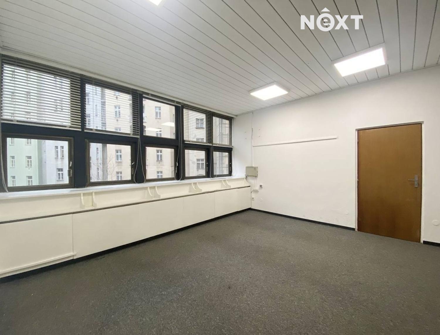 Pronájem komerční Kanceláře, 44㎡