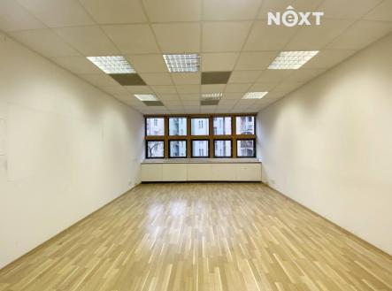 Pronájem - kanceláře, 104 m²