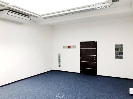 Pronájem - kanceláře, 42 m²