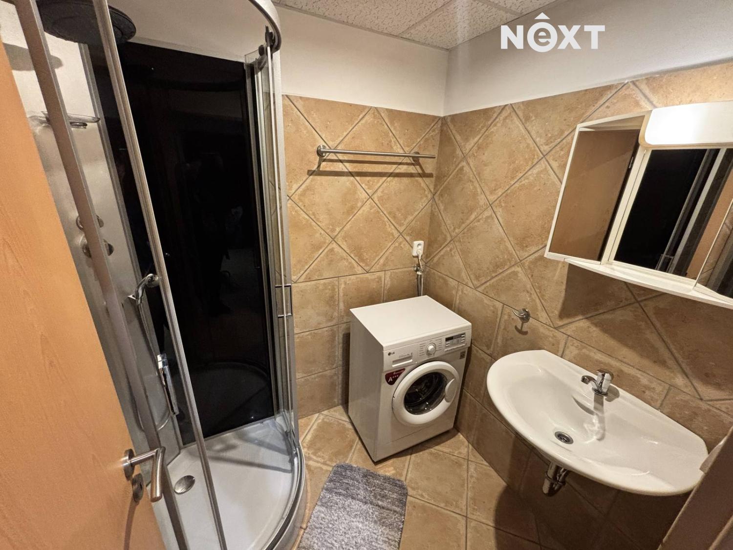 Pronájem byt 2+kk, 44㎡