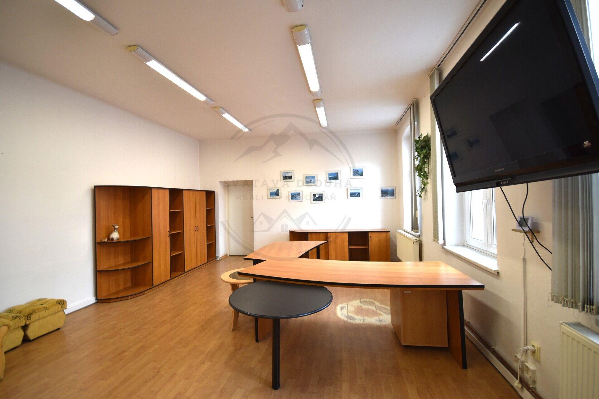 Pronájem komerčního prostoru, kanceláří v centru města Jeseník