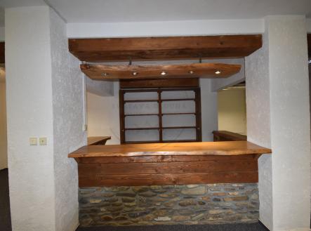 Pronájem - obchodní prostor, 75 m²