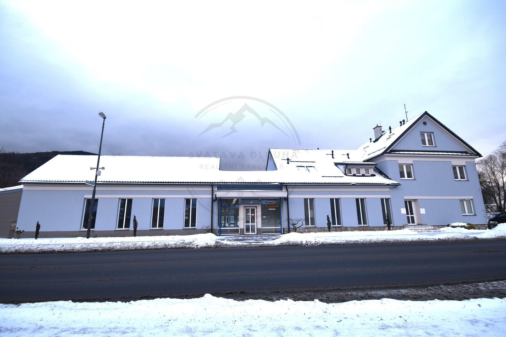 Pronájem komerčních prostor v obci Česká Ves