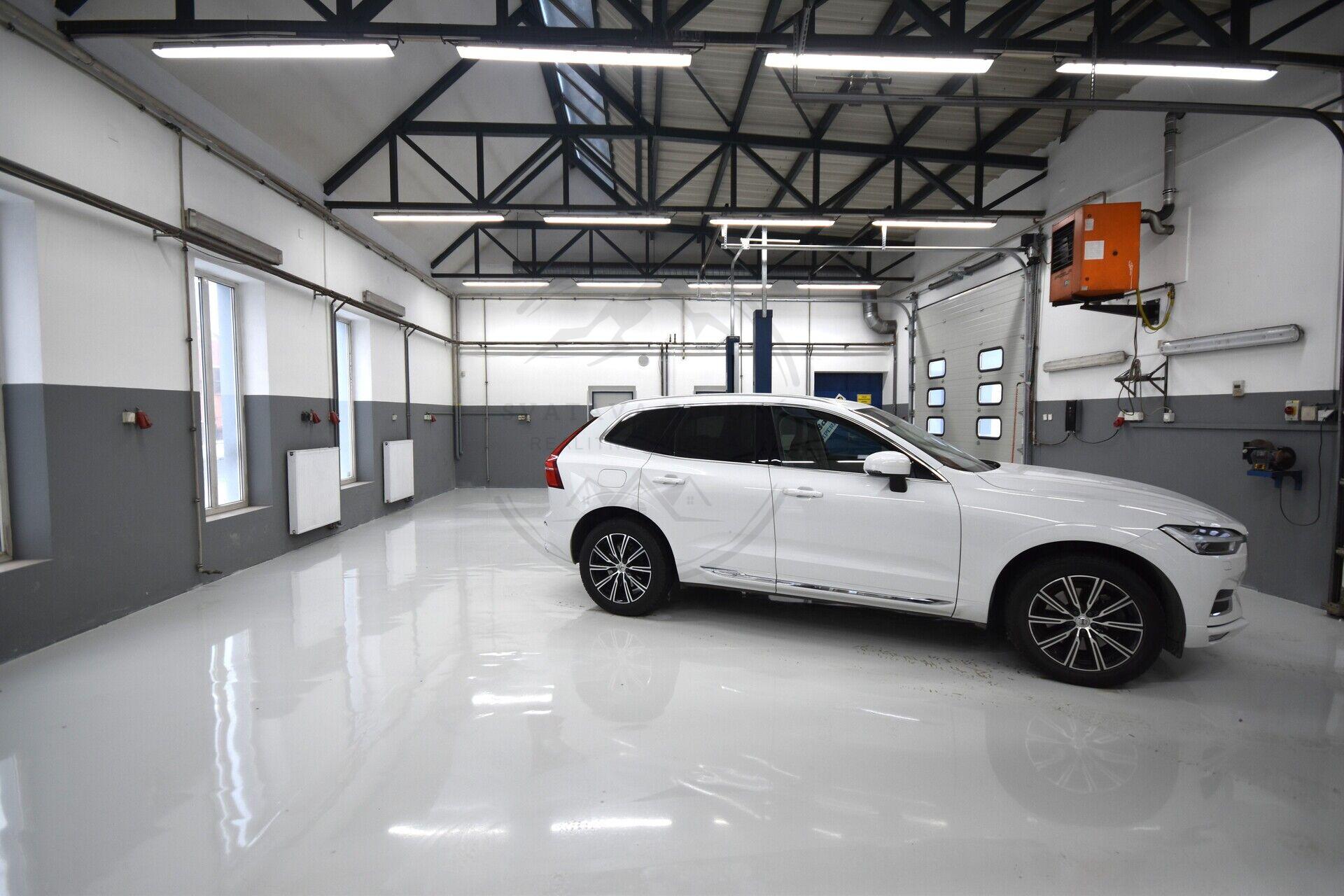 Pronájem komerčních prostor v obci Česká Ves