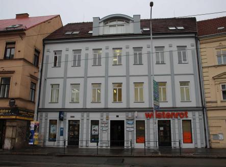 Prodej - nájemní dům, 1 048 m² obrázek